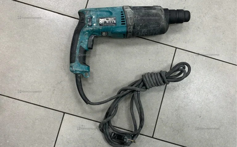 Перфоратор Makita 2470HR