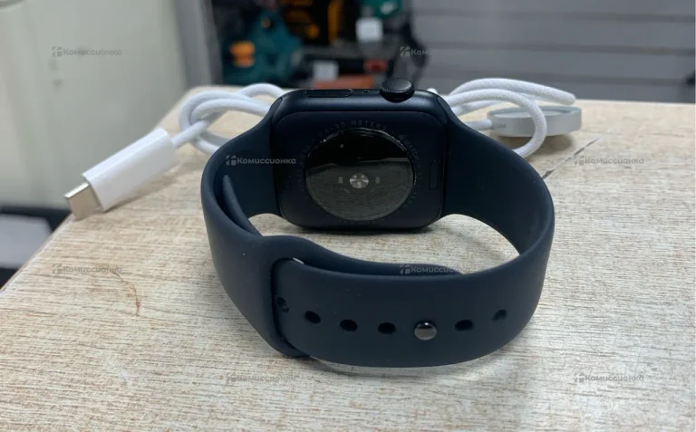 Часы APPLE WATCH SE 3 44 mm