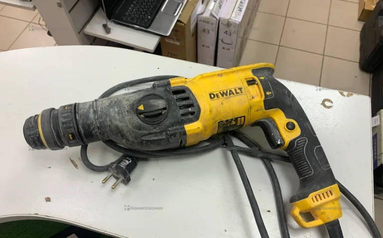 Перфоратор Dewalt D25134-ks