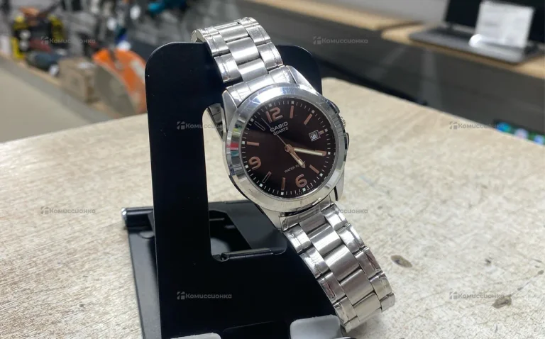 Часы  Casio