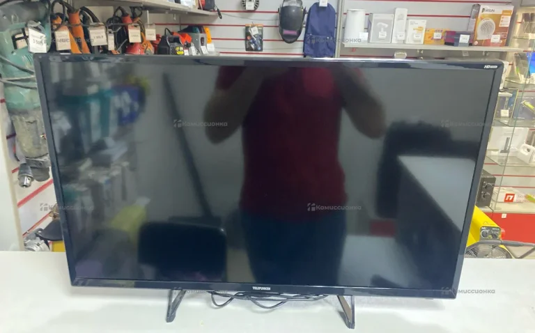 Телевизор Telefunken TF-LED32S52T2S