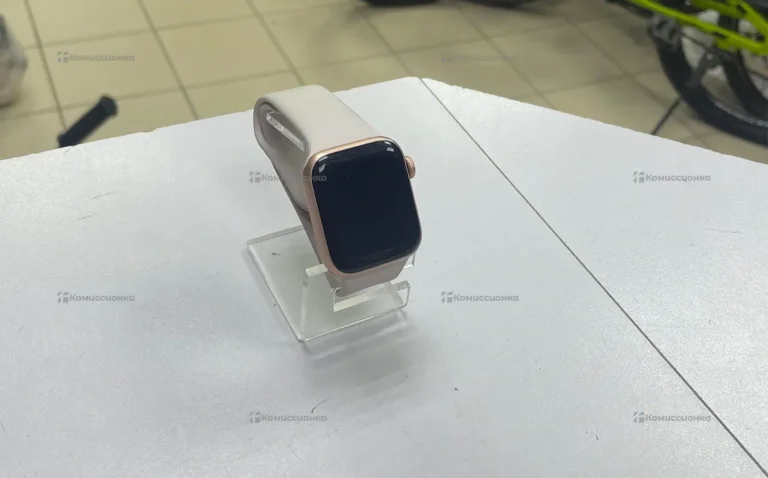 Часы Apple Watch SE 41 mm