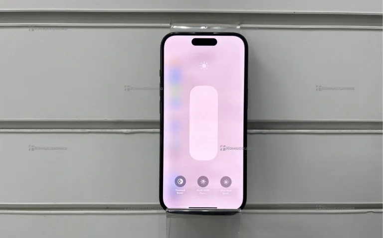 Apple iPhone 15 6/128 ГБ