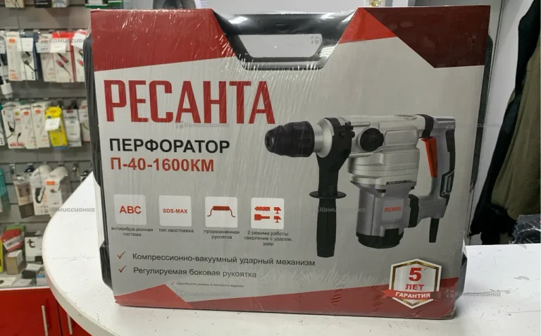 Перфоратор Ресанта П-40-1600КМ