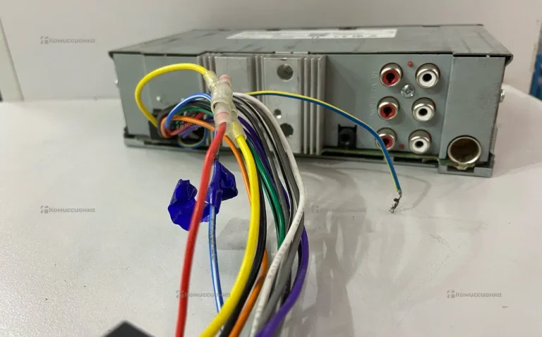 Автомагнитола  kenwood KMM-BT306