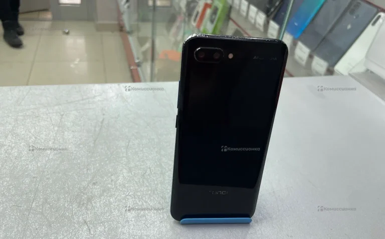 Honor 10 4/64 ГБ