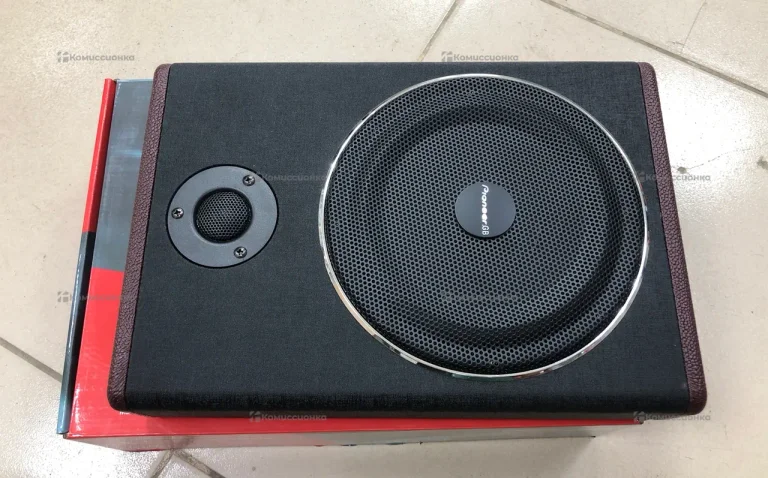 Сабвуфер  pioneer.gb