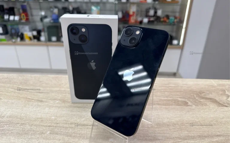 Apple iPhone 13 4/128 ГБ