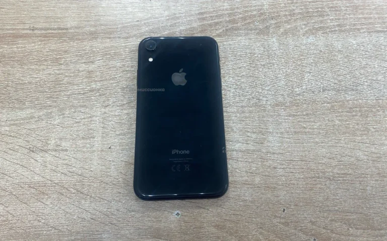 Apple iPhone XR 3/64 ГБ