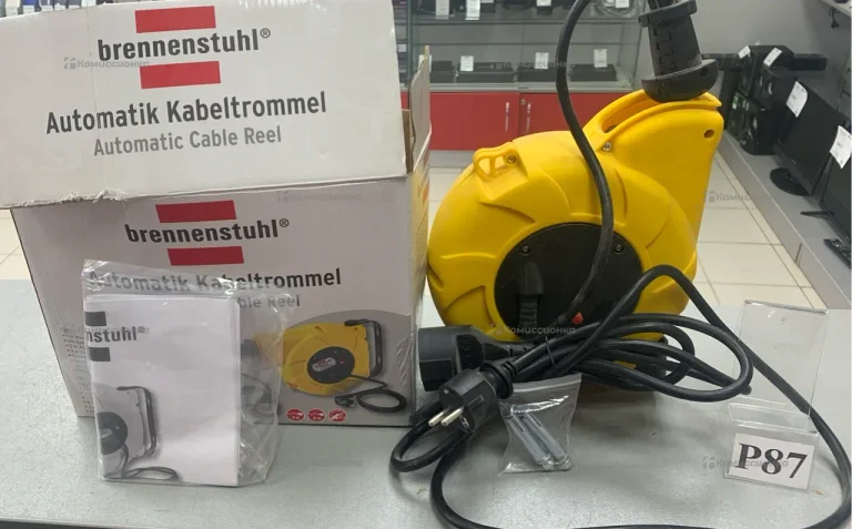 Удлинитель самовсасывающийся Brennenstuhl