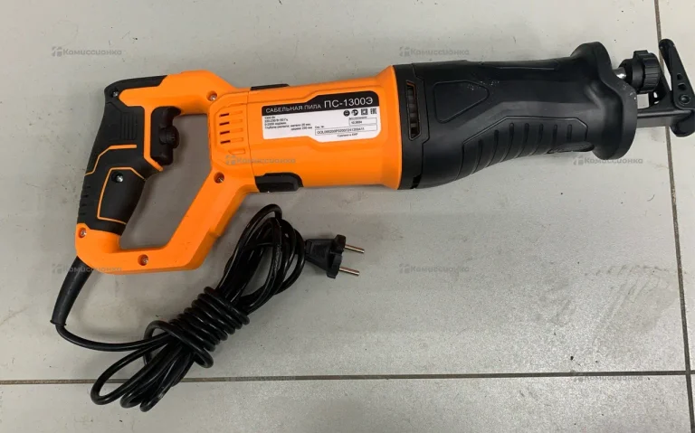 Пила сабельная Вихрь ПС-1300Э