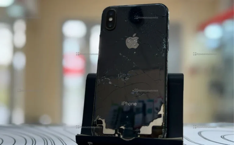 Apple iPhone X 3/64 ГБ
