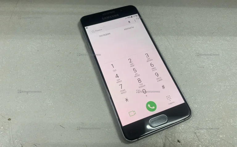 Samsung Galaxy A3 (2017) 2/16 ГБ