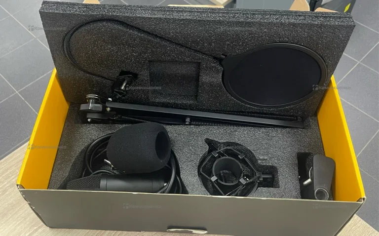 Микрофон Maono AU-A03H