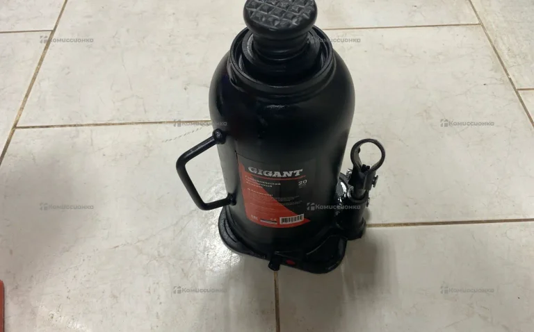 Домкрат Gigant 20Т