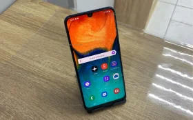 Купить Samsung Galaxy A30 3/32 ГБ б/у , в Кинель Цена:2990рублей
