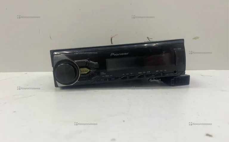 Автомагнитола  pioneer
