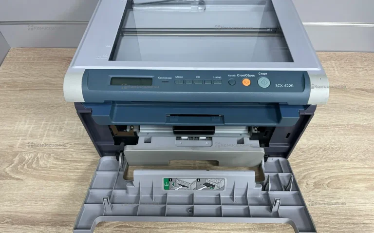 МФУ Samsung SCX-4220