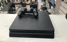 Купить Приставка  PS4 Slim 1TB б/у , в Энгельс Цена:18900рублей