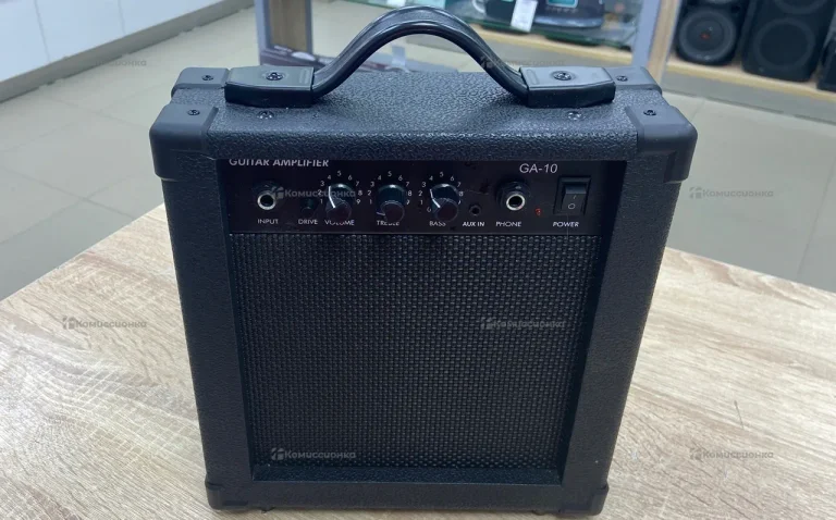 Комбоусилитель Guitar Amplifier GA-10