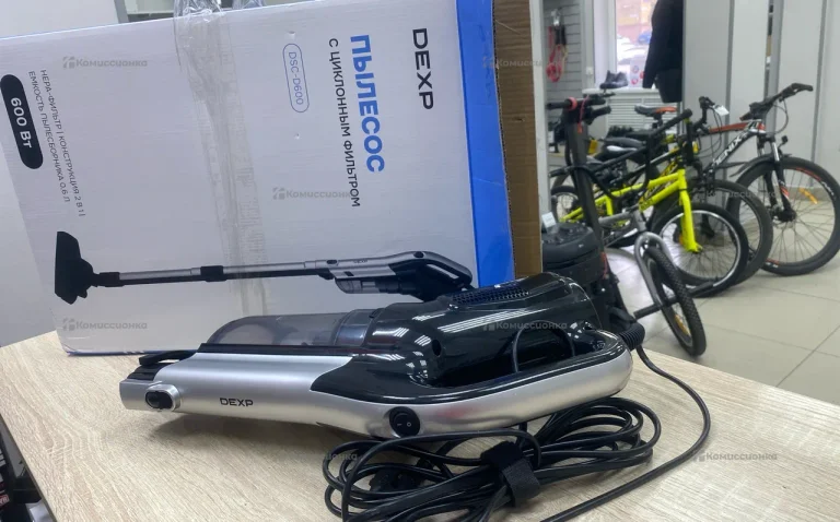 Пылесос Dexp DCD-D600
