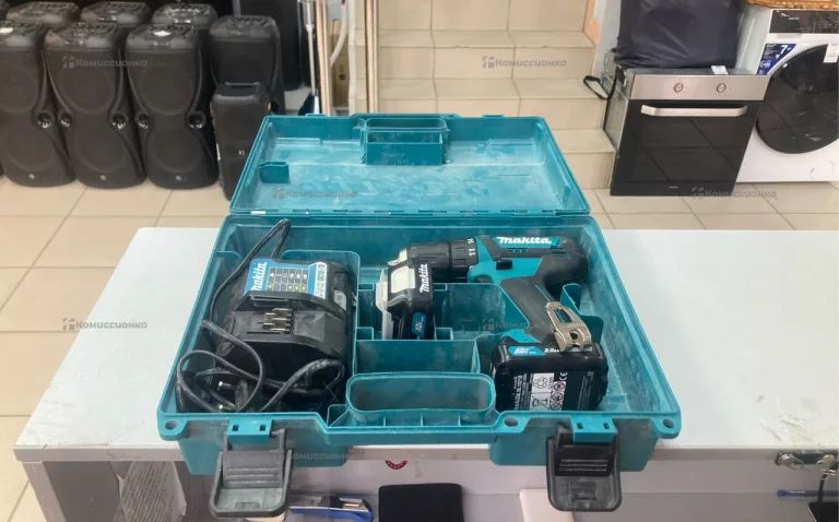 Шуруповерт Makita DF333DWME