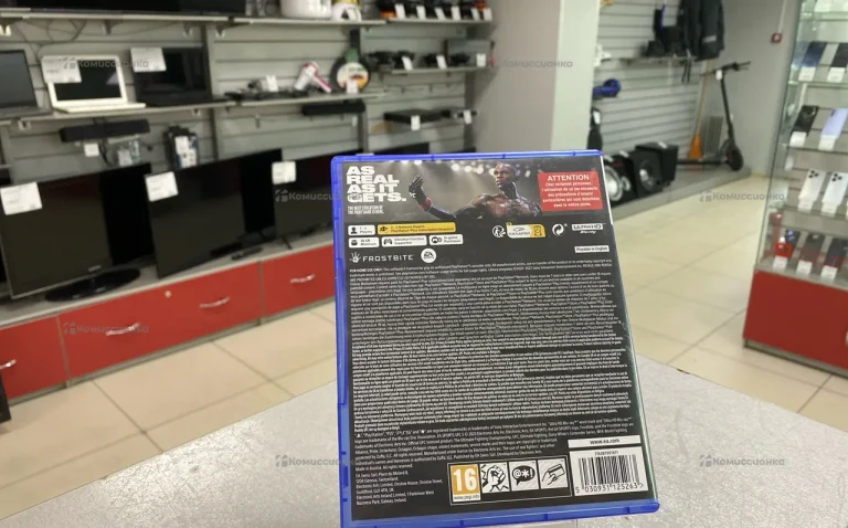 Диск для PS5 UFC5