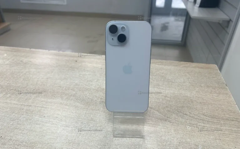 Apple iPhone 15 6/128 ГБ