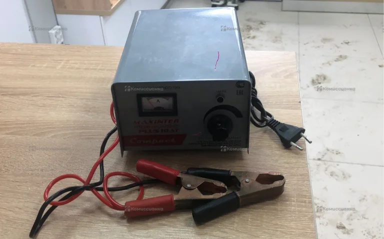 Зарядное устройство Maxinter Plus-10AT