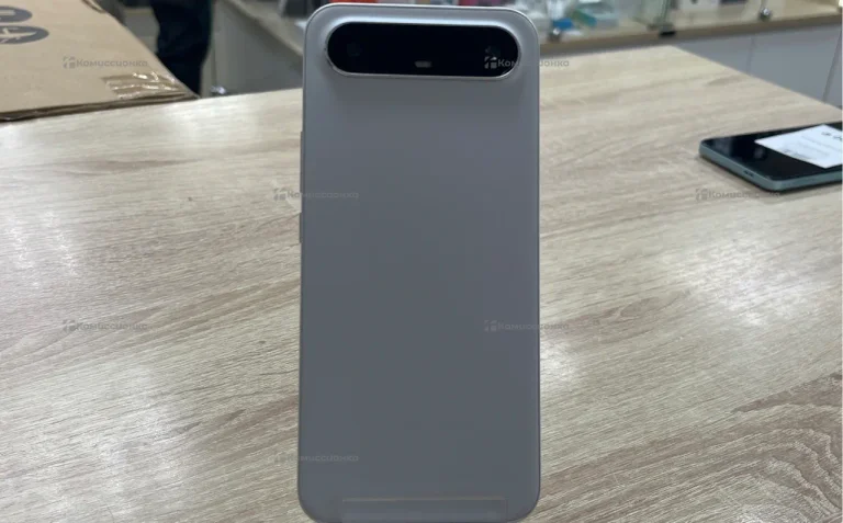 Tecno Spark Slim 8/256 ГБ