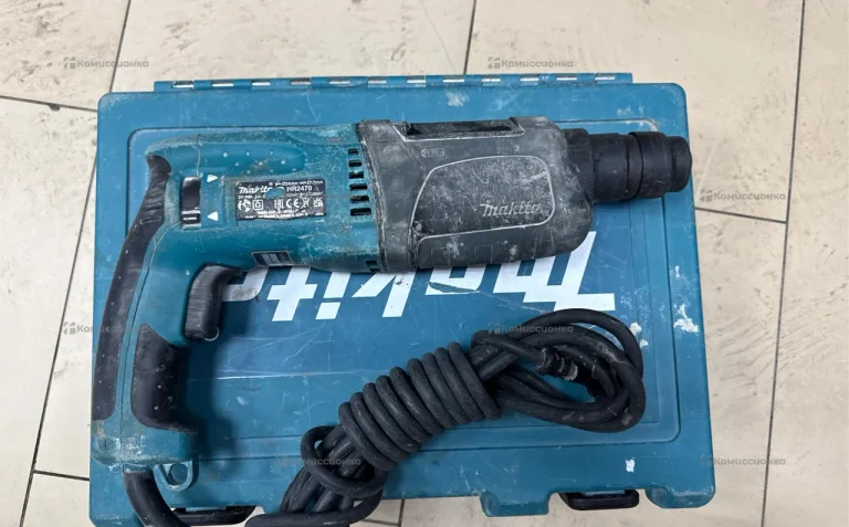 Перфоратор Makita HR2470