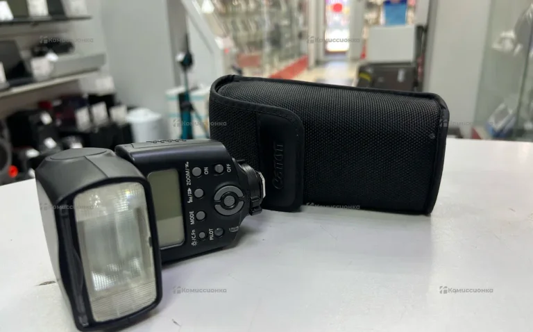 Фотовспышка для фотоаппарата Canon speedlite 430E