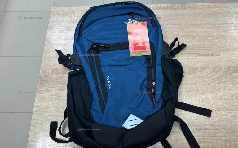 Рюкзак North Face Surge синий