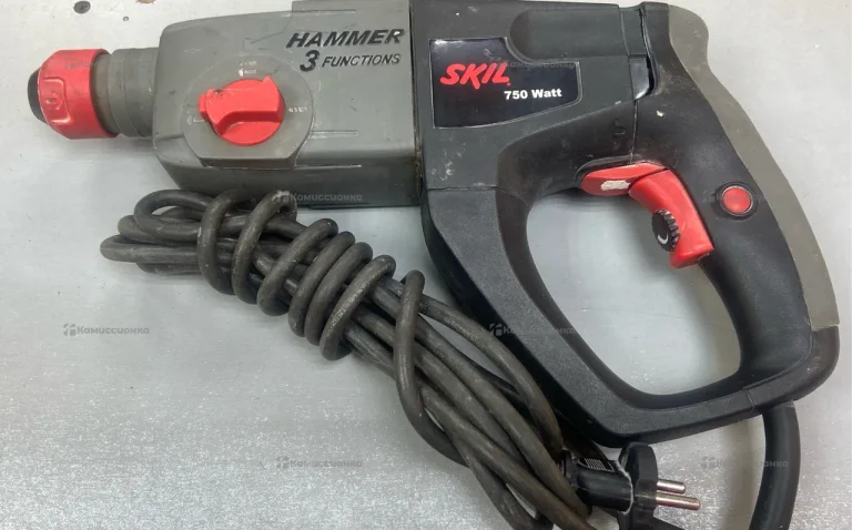 Перфоратор Skil 1758 AK