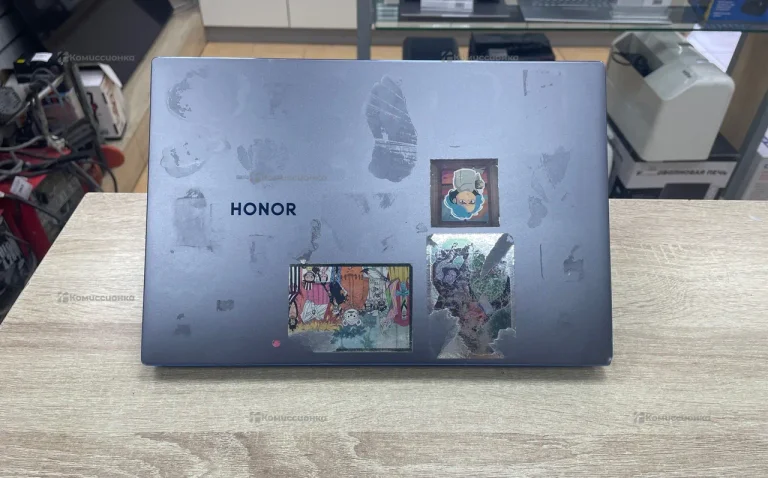 Ноутбук  Honor r5