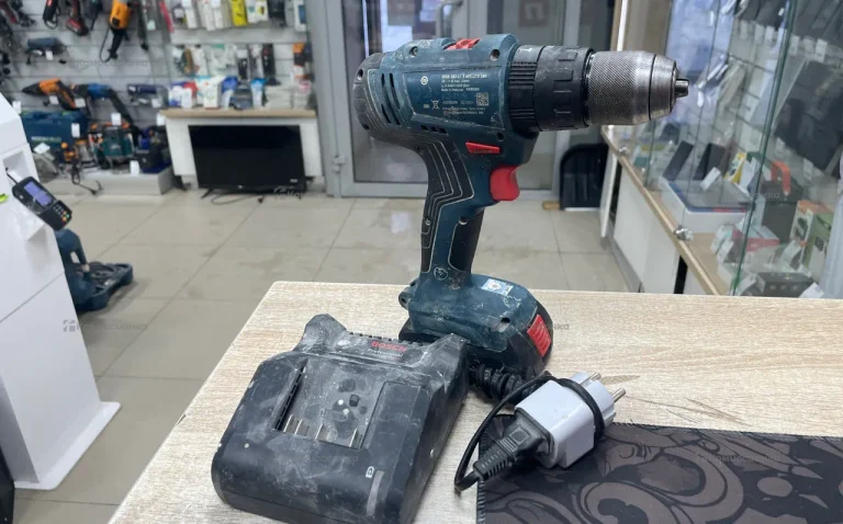 Шуруповерт Bosch GSB 183-LI