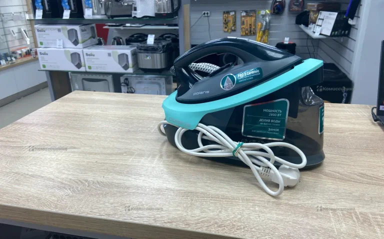 Утюг Polaris