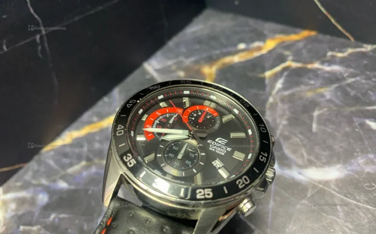 Часы  Casio