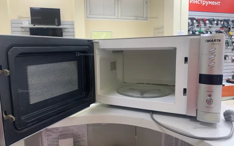 Микроволновая печь  marta mt-1245