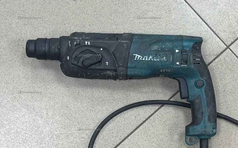Перфоратор makita HR2470