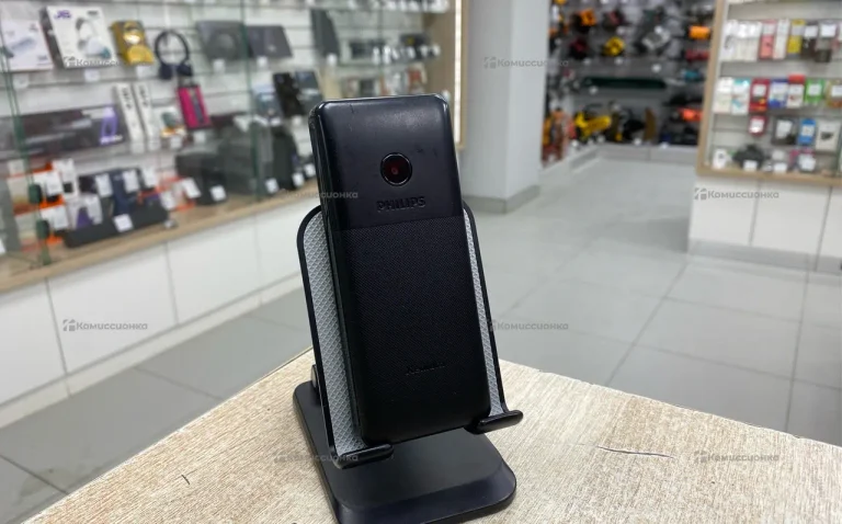 Телефон Philips Xenium