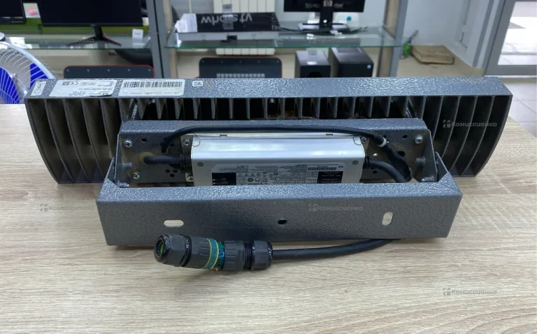 Светильник HB LED 100 D60 4000K G2