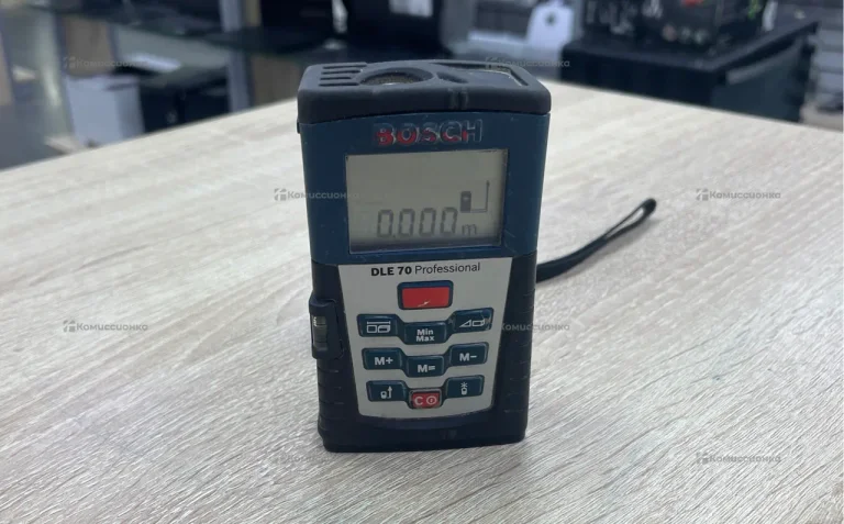 Лазерный уровень Bosch DLE 70