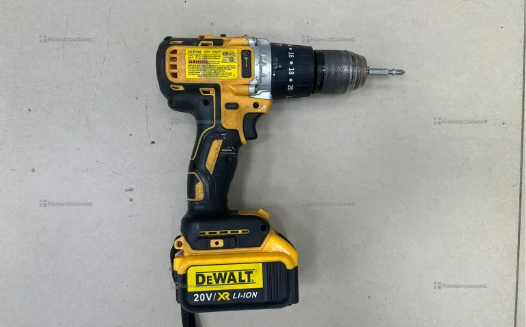 Шуруповерт Dewalt DCD996P1