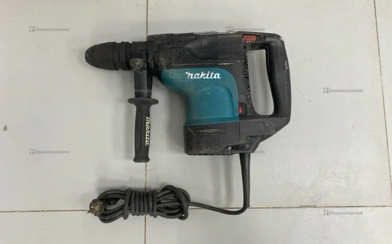 Перфоратор Makita HR 4501c