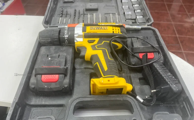 Шуруповерт DeWalt replika