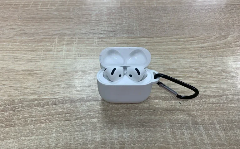Наушники  airpods 4