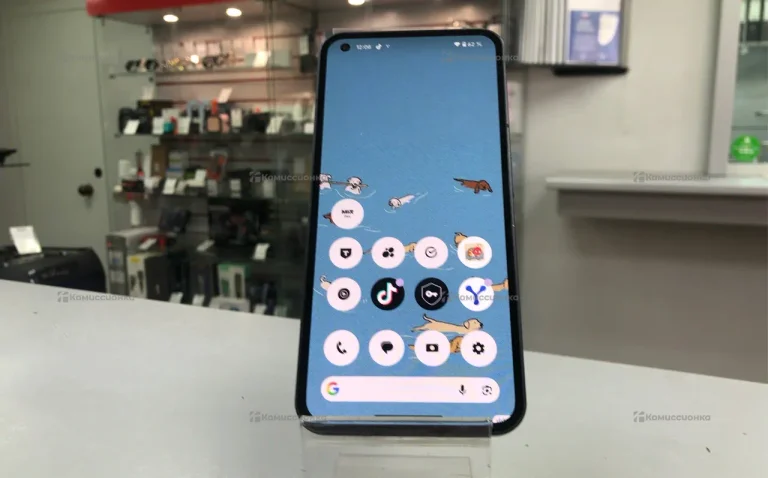 Nothing Phone (1) 8/128 ГБ