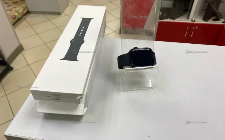 Часы Apple Watch 8 45 mm