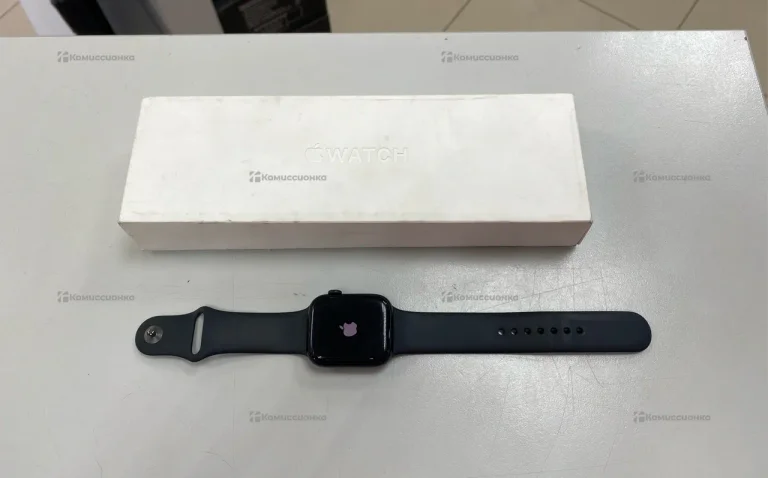 Часы  Apple Watch 9 45mm